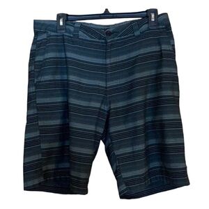 O’NEILL black & gray stripe flat front shorts Size 31